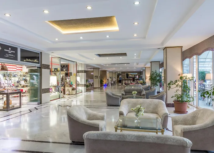 Letoile ホテル 4*