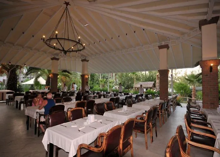 ホテル Letoile イチュメレール