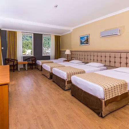 Hotell Letoile İçmeler
