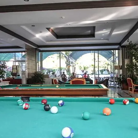 Hotell Letoile İçmeler